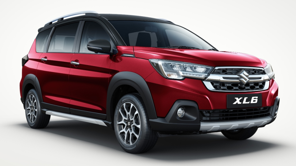 Suzuki XL6 2022 m&agrave;u đỏ - n&oacute;c đen