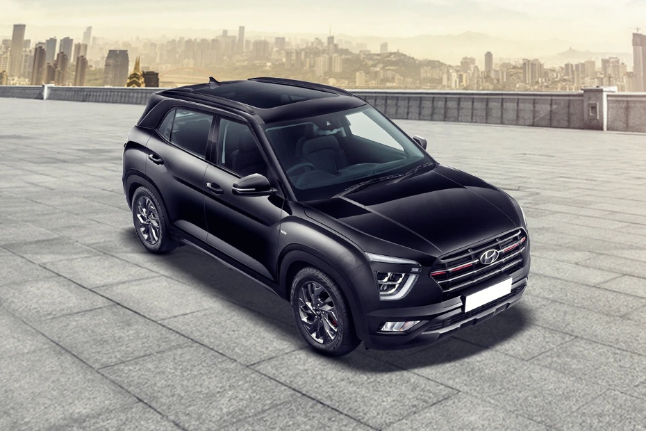 Tr&ecirc;n lưới tản nhiệt của Hyundai Creta Knight Edition c&oacute; điểm nhấn m&agrave;u đỏ