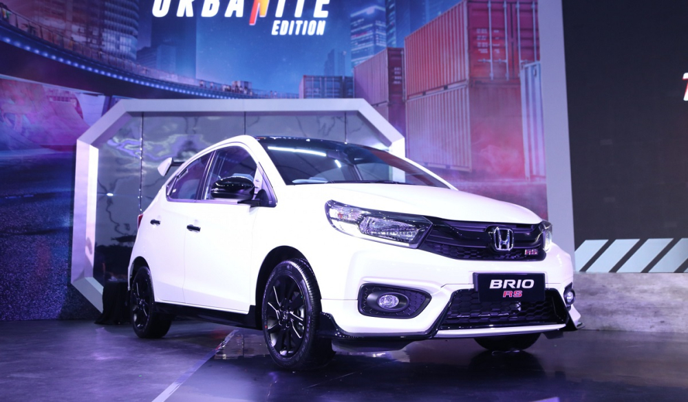Honda Brio RS Urbanite Edition 2022 m&agrave;u trắng phối đen
