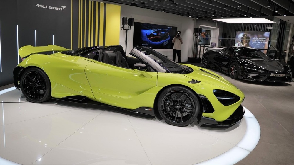Diện mạo siêu xe mui trần McLaren 765LT Spider