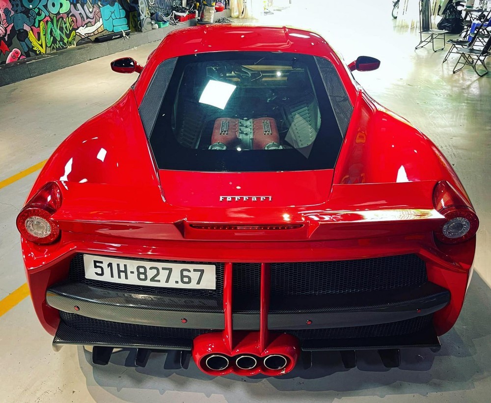 Còn đây là siêu xe Ferrari 458 Italia độ Misha Designs