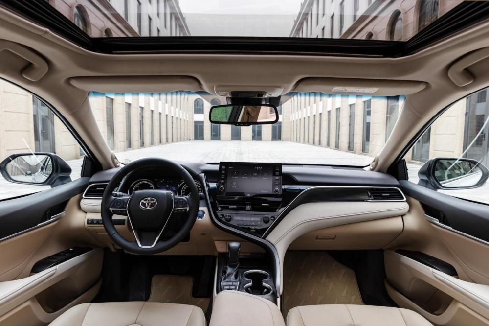 Nội thất của Toyota Camry 2022.