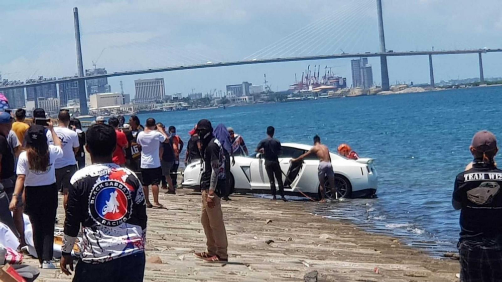 Chiếc siêu xe Nissan GT-R này dự kiến bị hư hỏng nặng