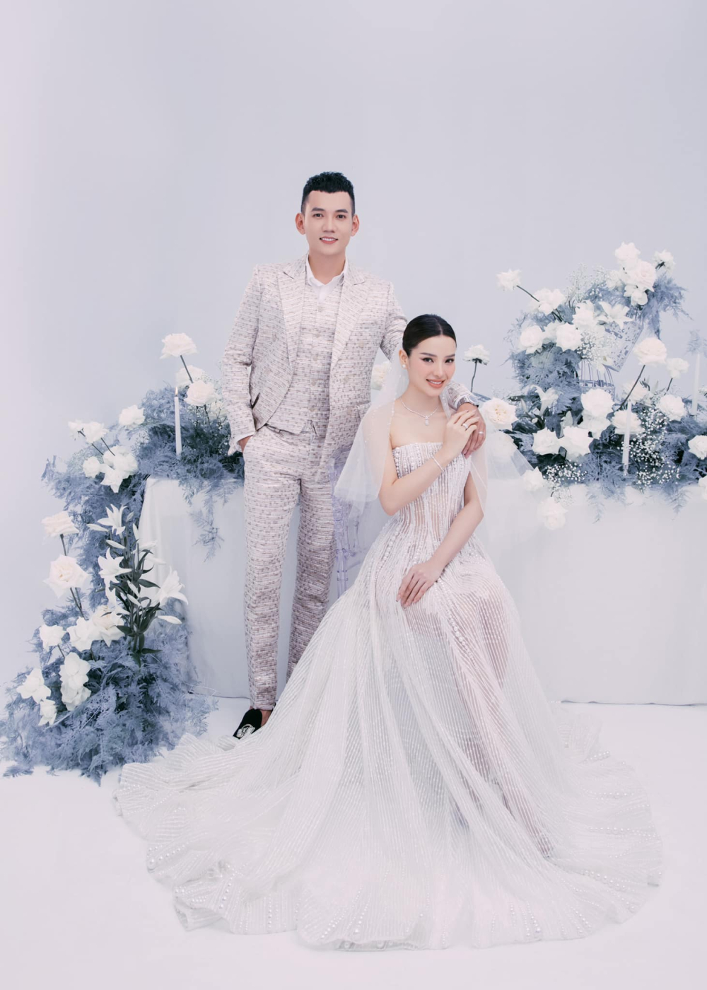 Phương Trinh Jolie và Lý Bình đã tổ chức hôn lễ vào sáng nay