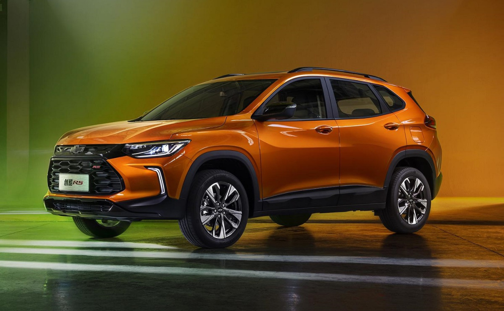 Chevrolet Tracker RS 2022 lộ diện, sẵn s&agrave;ng ra mắt để cạnh tranh với Toyota Corolla Cross