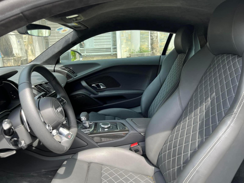 Nội thất xe Audi R8 Performance Coupe 2021 Nội thất xe Audi R8 Performance Coupe 2021