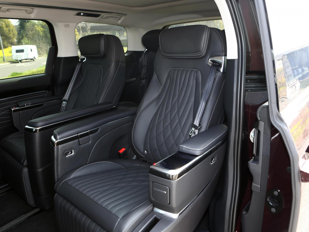 H&agrave;ng ghế thứ 2 của SAIC Maxus G90