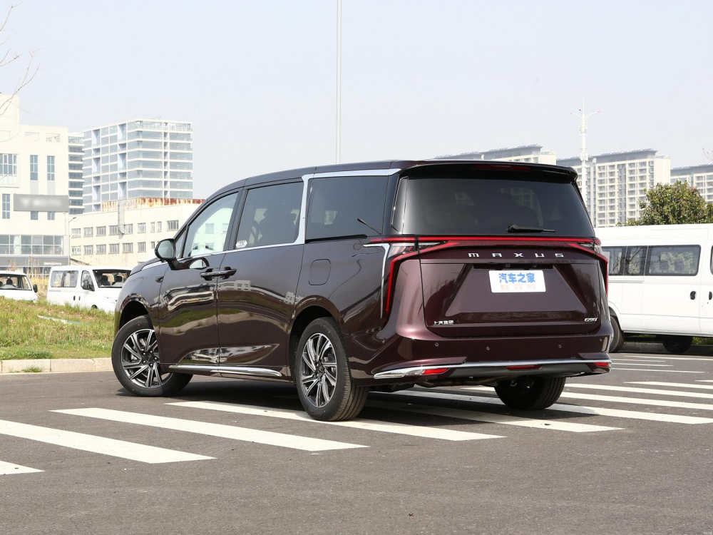 Ph&iacute;a sau của SAIC Maxus G90