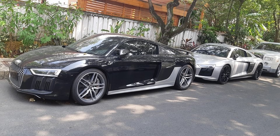 Cặp đôi siêu xe Audi R8 V10 Plus từng nằm trong garage của ông Đặng Lê Nguyên Vũ Cặp đôi siêu xe Audi R8 V10 Plus từng nằm trong garage của ông Đặng Lê Nguyên Vũ