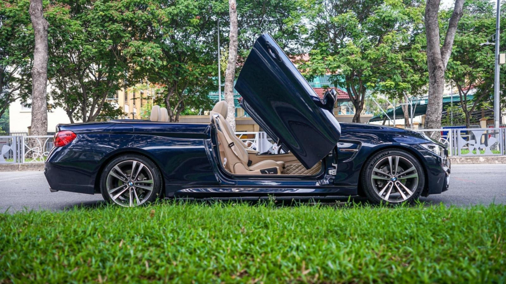 Và đây là sự mới mẻ của xe khi độ cửa cắt kéo Và đây là sự mới mẻ của xe khi độ cửa cắt kéo