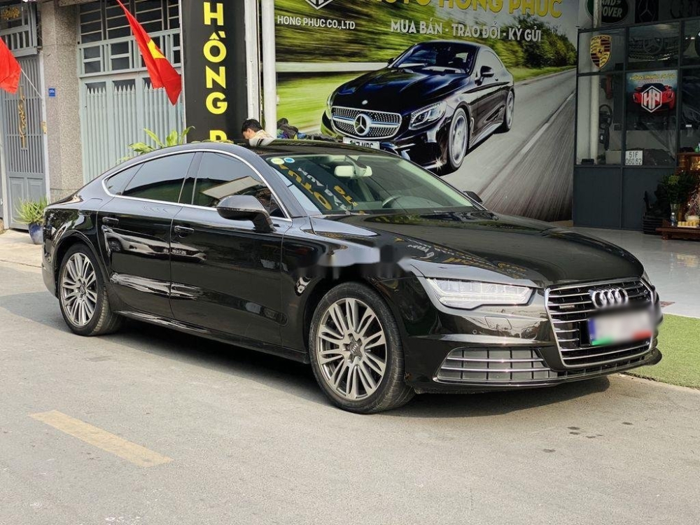 Đông Nhi và Ông Cao Thắng còn sở hữu một chiếc xe Audi A7 Sportback Đông Nhi và Ông Cao Thắng còn sở hữu một chiếc xe Audi A7 Sportback