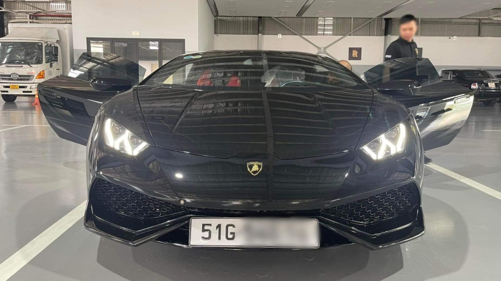 Chiếc siêu xe Lamborghini Huracan LP610-4 này đang được rao bán trên 16 tỷ đồng Chiếc siêu xe Lamborghini Huracan LP610-4 này đang được rao bán trên 16 tỷ đồng