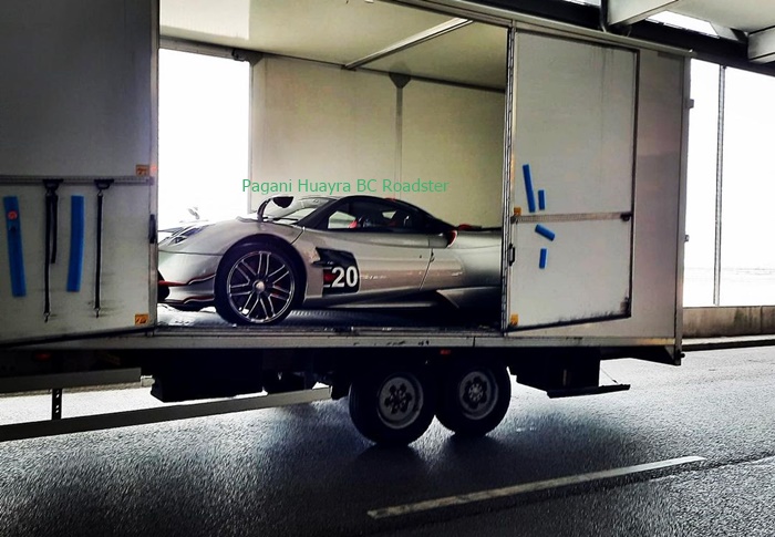 Đại gia Singapore bổ sung siêu phẩm triệu đô Pagani Huayra BC Roadster vào bộ sưu tập Đại gia Singapore bổ sung siêu phẩm triệu đô Pagani Huayra BC Roadster vào bộ sưu tập