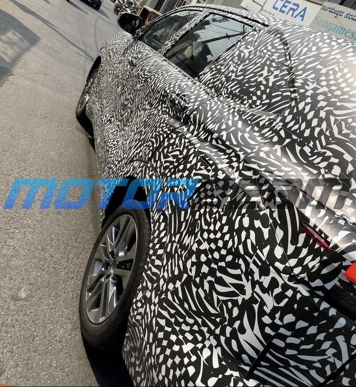 Toyota Innova 2023 c&oacute; th&ecirc;m bộ v&agrave;nh la-zăng mới đẹp hơn