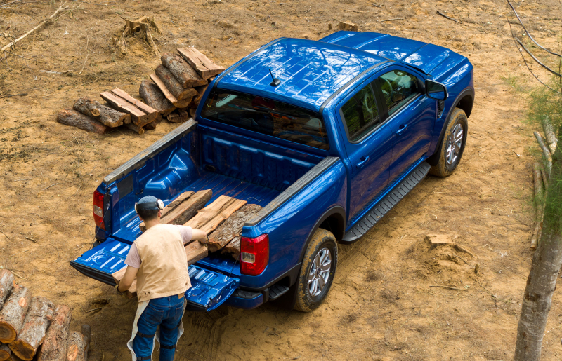 Ở cấu hình Double Cab, Ford Ranger XLT 2022 sẽ cao hơn nhưng thùng xe ngắn hơn