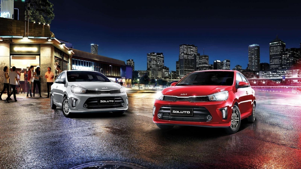 Giá bán của Kia Soluto trong tháng 5 này được điều chỉnh tăng 5 triệu đồng ở 2 phiên bản cao nhất, khởi điểm vẫn từ 369 triệu đồng nhưng cao nhất đã lên tới 474 triệu đồng. Giá bán của Kia Soluto trong tháng 5 này được điều chỉnh tăng 5 triệu đồng ở 2 phiên bản cao nhất, khởi điểm vẫn từ 369 triệu đồng nhưng cao nhất đã lên tới 474 triệu đồng.