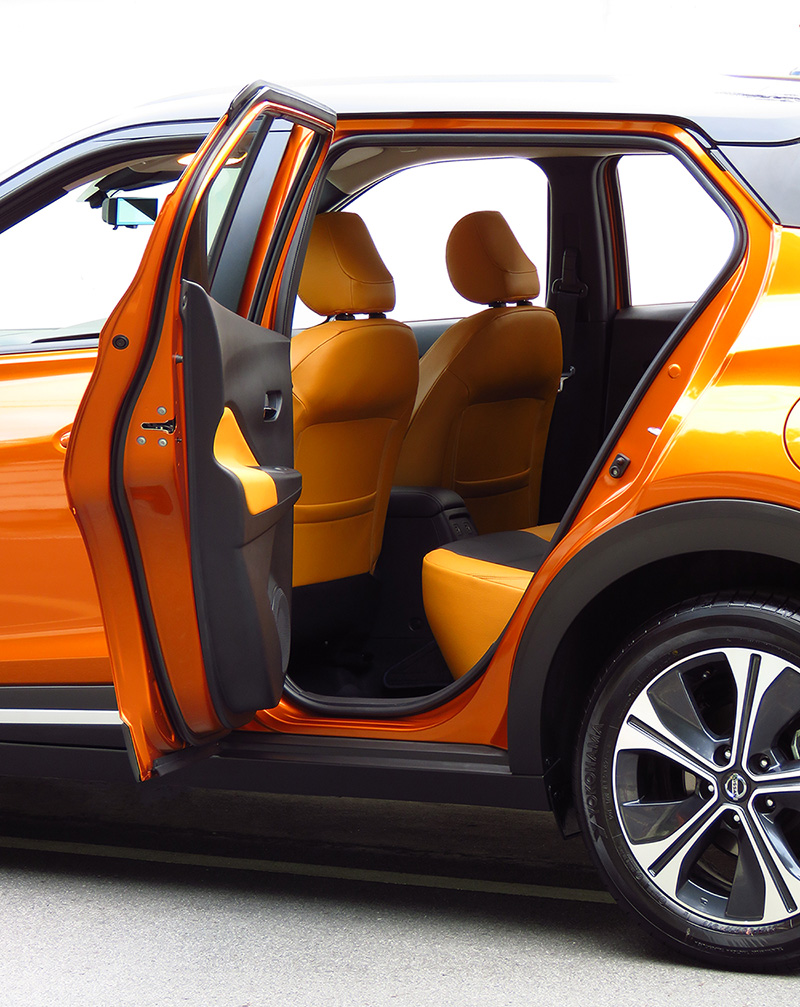 Cửa sau của Nissan Kicks khi mở ra Cửa sau của Nissan Kicks khi mở ra