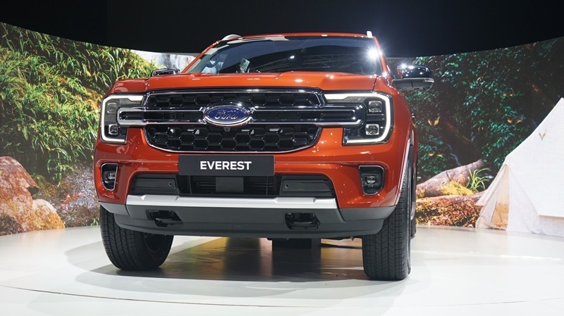 Ford Everest Titanium+ 2022 tại Thái Lan. Ford Everest Titanium+ 2022 tại Thái Lan.