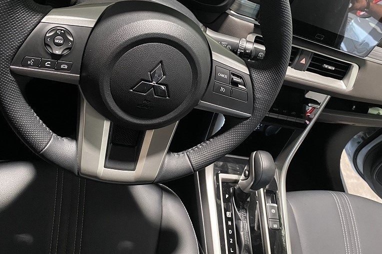 Nội thất của Mitsubishi Xpander 2022 tại đại lý.