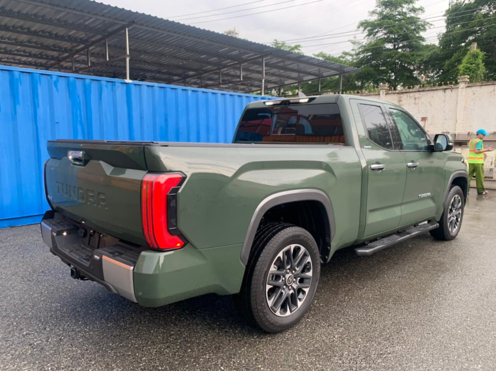 Chiếc Toyota Tundra 2022 này thuộc phiên bản Limited Chiếc Toyota Tundra 2022 này thuộc phiên bản Limited