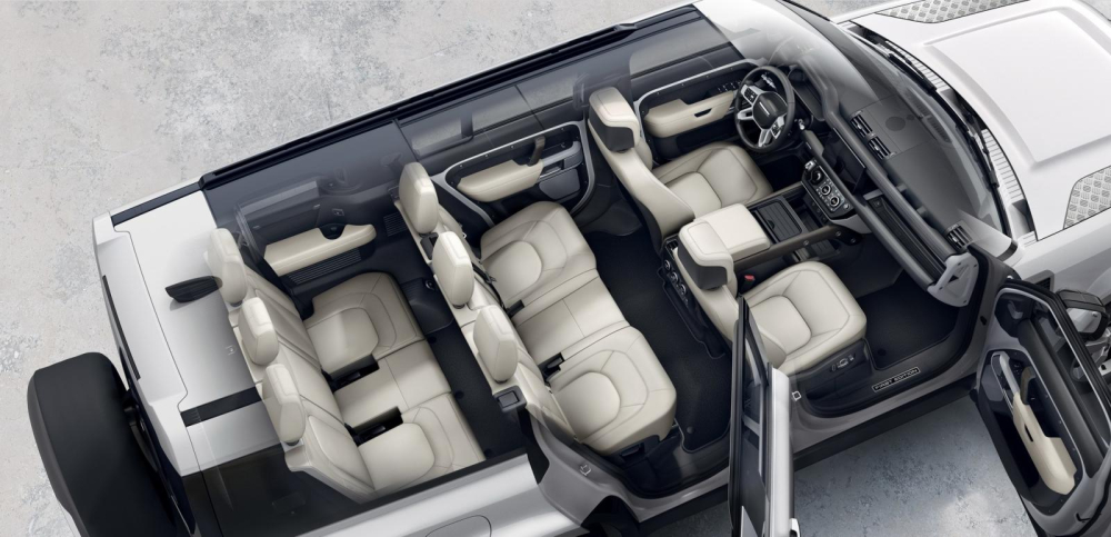 Nội thất 8 chỗ ngồi của Land Rover Defender 130 2023