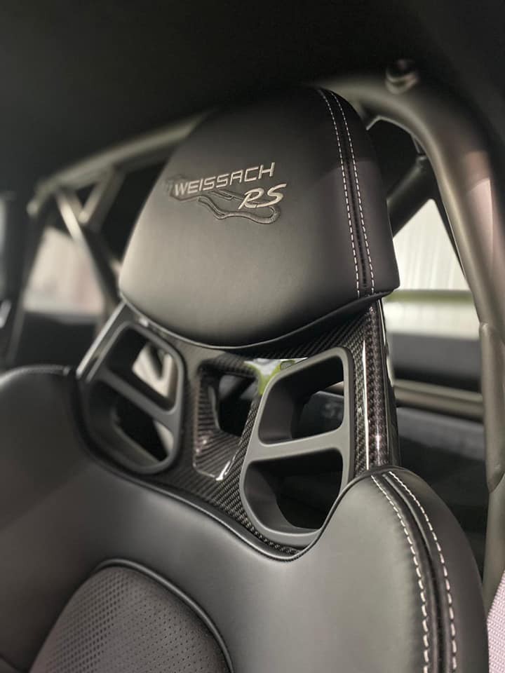 Nội thất si&ecirc;u xe đua đường phố Porsche 911 GT3 RS Weisach Package 