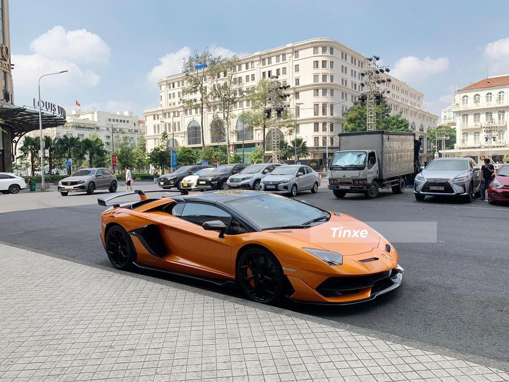 Lamborghini Aventador SVJ Roadster chỉ có 800 xe trên toàn thế giới Lamborghini Aventador SVJ Roadster chỉ có 800 xe trên toàn thế giới