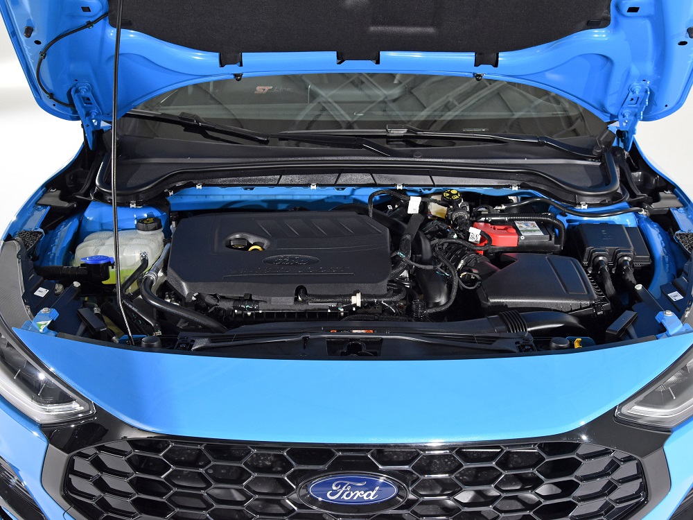 Ford Focus 2022 chuyển từ động cơ 3 xi-lanh cũ sang máy xăng 4 xi-lanh mới mạnh mẽ hơn, tăng tốc nhanh hơn Ford Focus 2022 chuyển từ động cơ 3 xi-lanh cũ sang máy xăng 4 xi-lanh mới mạnh mẽ hơn, tăng tốc nhanh hơn