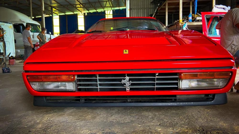 Thiết kế đầu xe Ferrari 328 GTS
