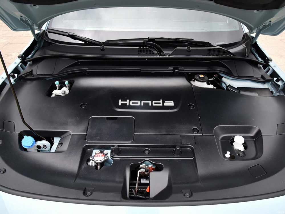 Honda e:NP1 Extreme 1 có 2 mô-tơ điện và 2 loại pin Honda e:NP1 Extreme 1 có 2 mô-tơ điện và 2 loại pin