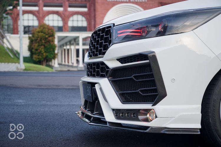 Toyota Innova sở hữu thiết kế đầu xe hầm hố hơn