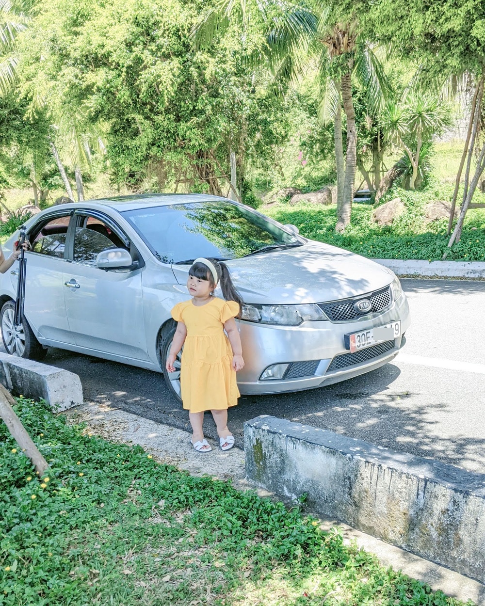 Chiếc sedan Kia Forte 12 năm tuổi chính là bạn đồng hành cùng gia đình anh trong chuyến đi này Chiếc sedan Kia Forte 12 năm tuổi chính là bạn đồng hành cùng gia đình anh trong chuyến đi này