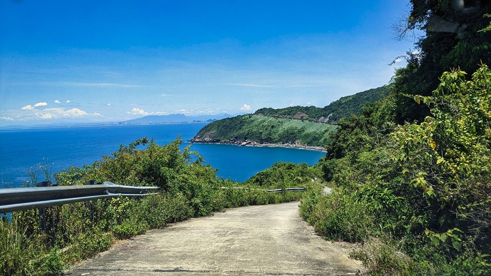 Một vài hình ảnh thiên nhiên tươi đẹp được chụp lại trong chuyến hành trình ý nghĩa của gia đình anh Trung. Một vài hình ảnh thiên nhiên tươi đẹp được chụp lại trong chuyến hành trình ý nghĩa của gia đình anh Trung.