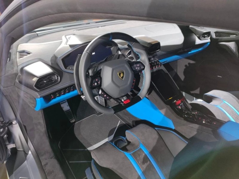 Nội thất siêu xe Lamborghini Huracan Tecnica Nội thất siêu xe Lamborghini Huracan Tecnica