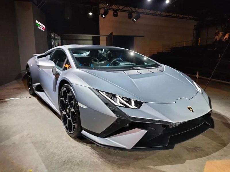 Siêu xe Lamborghini Huracan Tecnica lần đầu ra mắt tại châu Á, giá chỉ từ 15,1 tỷ đồng Siêu xe Lamborghini Huracan Tecnica lần đầu ra mắt tại châu Á, giá chỉ từ 15,1 tỷ đồng