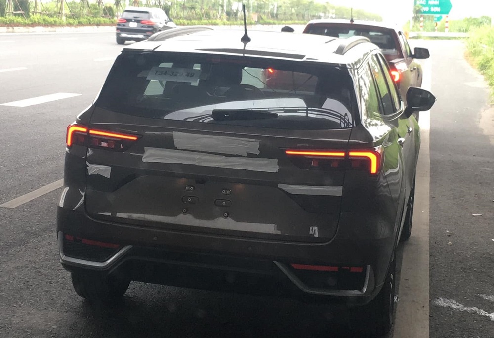 Ford Territory 2022 lộ diện rõ nét hơn trên đường phố Việt Nam Ford Territory 2022 lộ diện rõ nét hơn trên đường phố Việt Nam