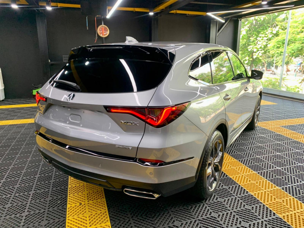 Và vẻ đẹp của xe từ phía đuôi
