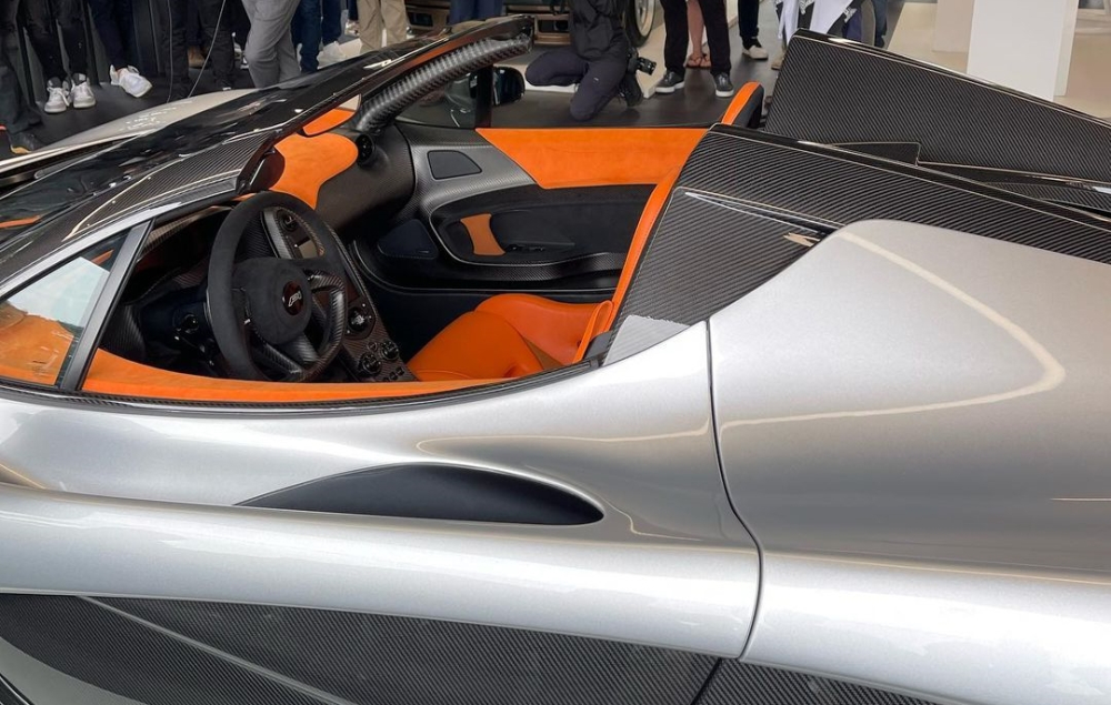 McLaren P1 Spider trong bộ dạng xe mui trần McLaren P1 Spider trong bộ dạng xe mui trần