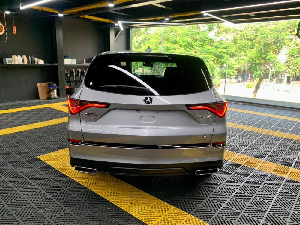 Chiếc xe Acura MDX 2022 này thuộc bản A-Spec