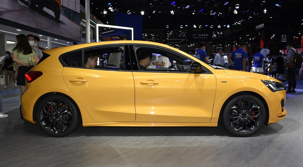 Ford Focus 2022 bản ST-Line và S Edition có gầm thấp hơn 10 mm so với bản thường