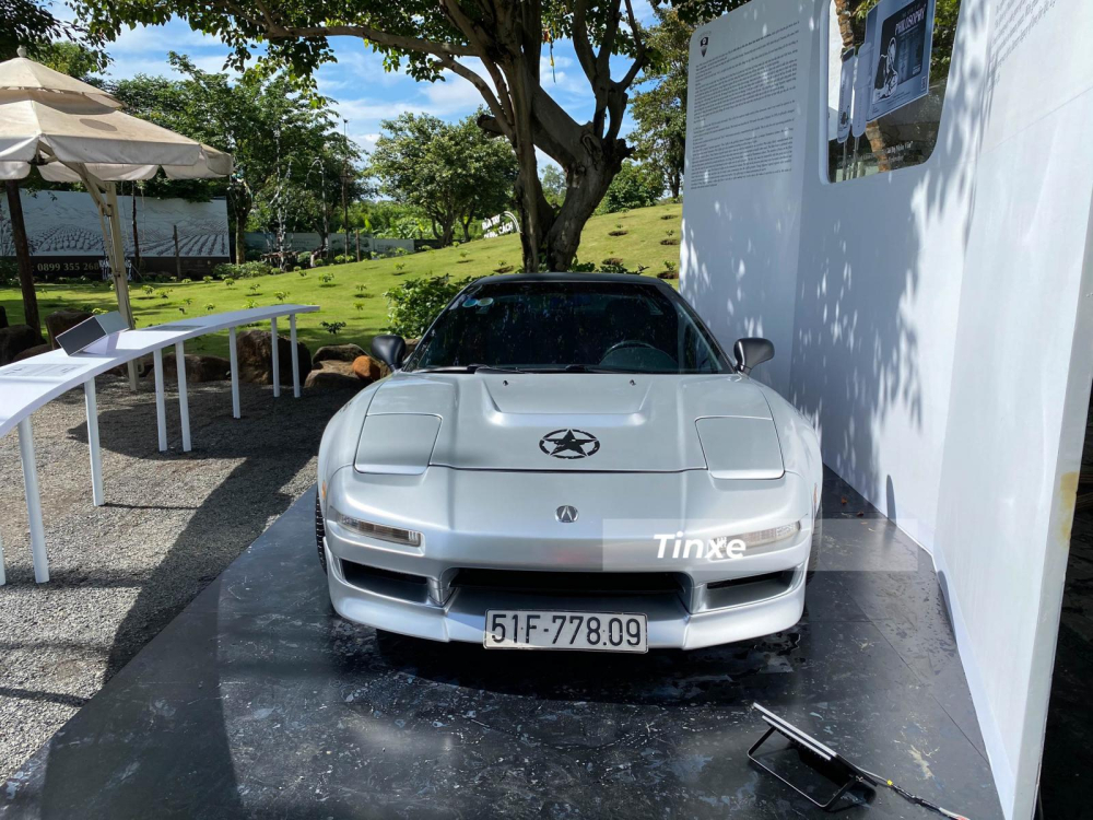 Và hiện Acura NSX độc nhất Việt Nam về tay ông Đặng Lê Nguyên Vũ Và hiện Acura NSX độc nhất Việt Nam về tay ông Đặng Lê Nguyên Vũ