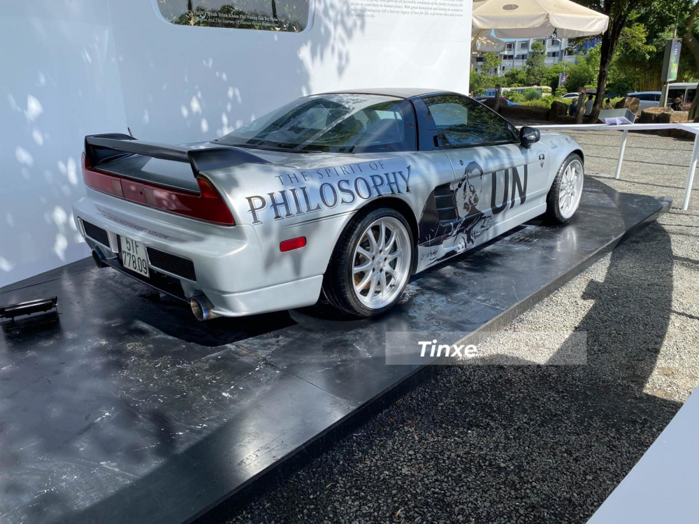 Xe thể thao Acura NSX của ông Đặng Lê Nguyên Vũ mới mua Xe thể thao Acura NSX của ông Đặng Lê Nguyên Vũ mới mua