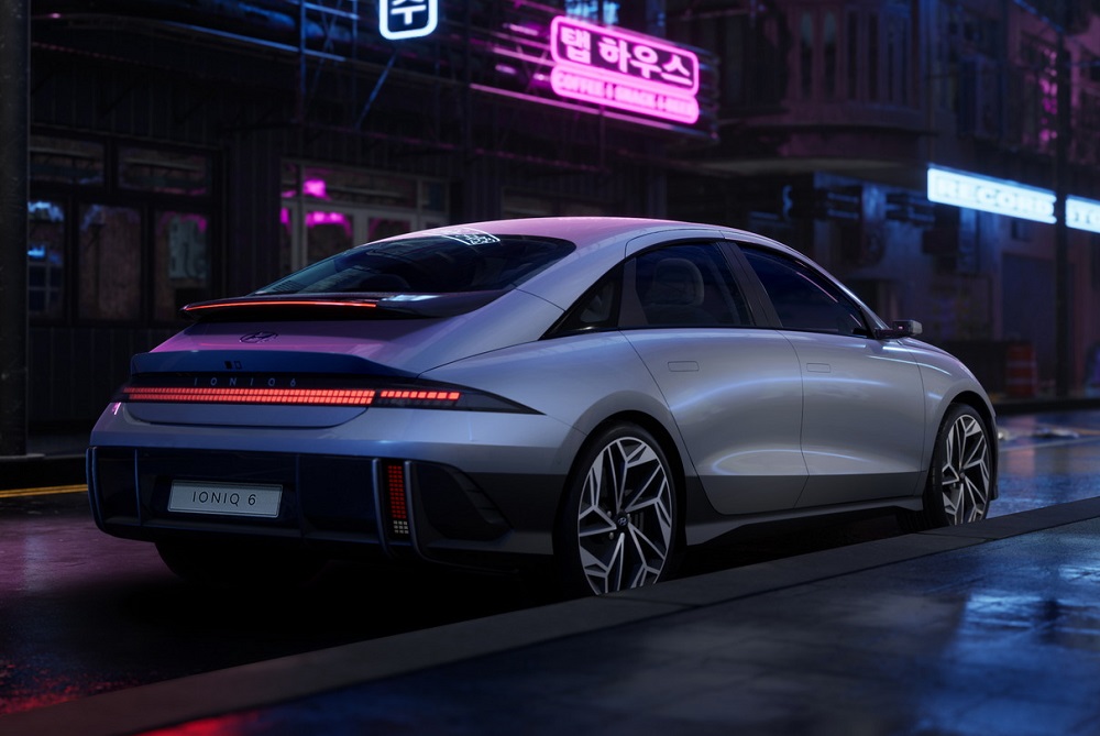 Hyundai Ioniq 6 2023 sở hữu hệ thống đ&egrave;n dạng điểm ảnh ấn tượng