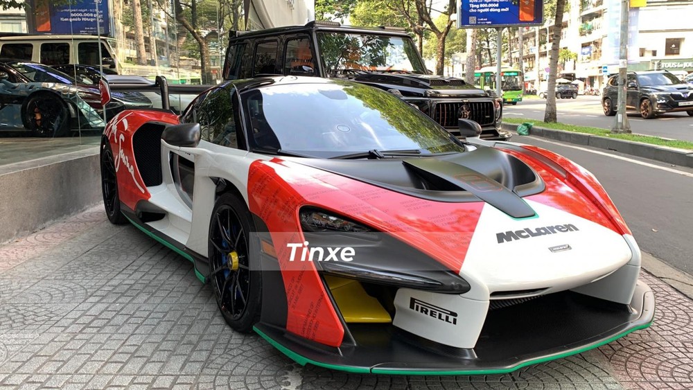 Ngoại hình xe McLaren Senna lúc chưa bàn giao cho ông Đặng Lê Nguyên Vũ Ngoại hình xe McLaren Senna lúc chưa bàn giao cho ông Đặng Lê Nguyên Vũ