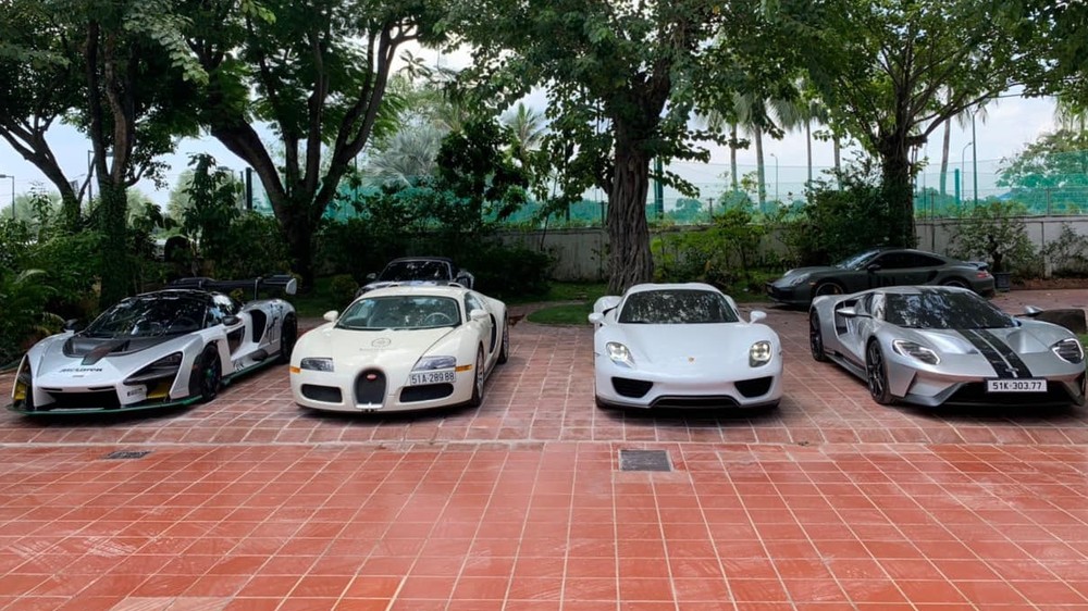 Ông Vũ mua 918 Spyder vì đam mê, mẫu xe Porsche đỉnh cao cần phải có khi ông đã sở hữu hơn 40 xe thể thao đến từ Stuttgart Ông Vũ mua 918 Spyder vì đam mê, mẫu xe Porsche đỉnh cao cần phải có khi ông đã sở hữu hơn 40 xe thể thao đến từ Stuttgart
