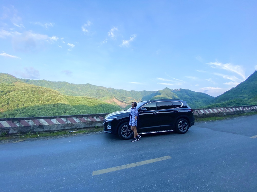 Tự lái xe đi du lịch đem lại cảm giác cực đã mà ngồi xe khách hay máy bay không thể thay thế được.