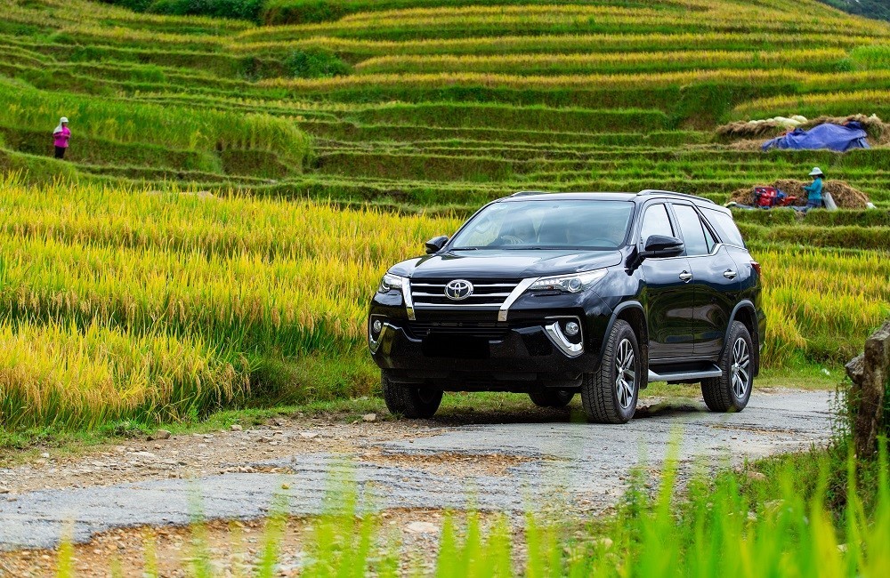 Toyota Fortuner cũ nhưng được bán lại với giá khá cao, dao động từ 1,45 - 2 tỷ đồng. Toyota Fortuner cũ nhưng được bán lại với giá khá cao, dao động từ 1,45 - 2 tỷ đồng.