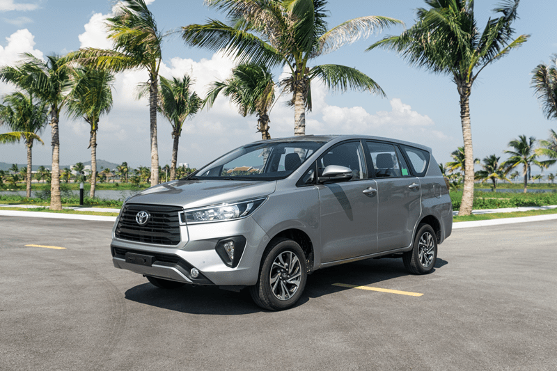 Mức tiêu tốn nhiên liệu của Innova 2.0E cho đường nội thành là 14,57 lít/100km. Mức tiêu tốn nhiên liệu của Innova 2.0E cho đường nội thành là 14,57 lít/100km.