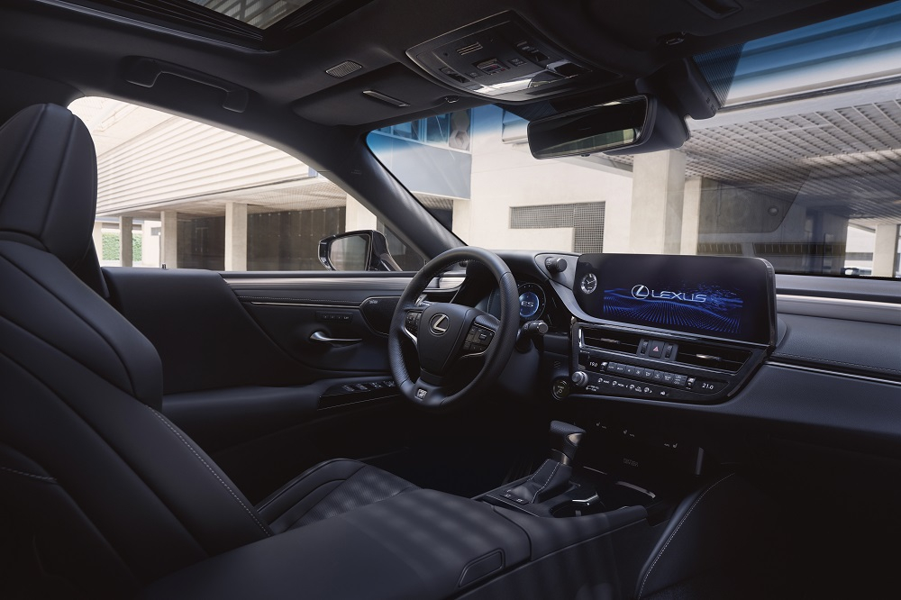Bàn cảm ứng vốn là chi tiết bị nhiều khách hàng chê bai đã không còn trên Lexus ES 2023 Bàn cảm ứng vốn là chi tiết bị nhiều khách hàng chê bai đã không còn trên Lexus ES 2023