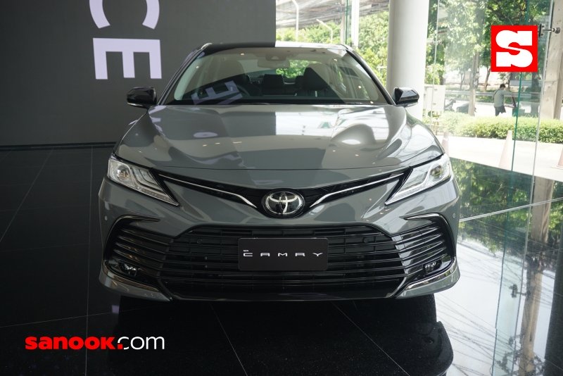 Toyota Camry 60th Anniversary 2022 dùng động cơ xăng 2.5L Toyota Camry 60th Anniversary 2022 dùng động cơ xăng 2.5L